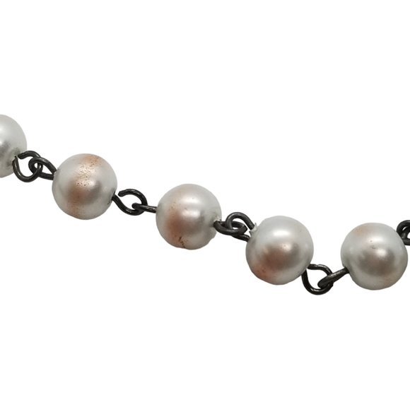 NY LAYERED DARK SILVERTONED CHAIN, & FAUX PEARL NECKLACE WITH VARIOUS CHARMS - Picture 4 of 9
